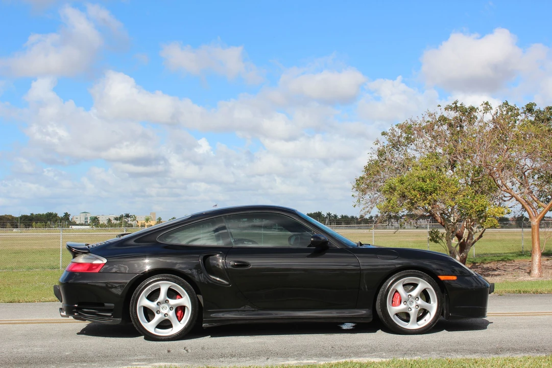 2001 Porsche 996 Turbo - Image 5 of 31