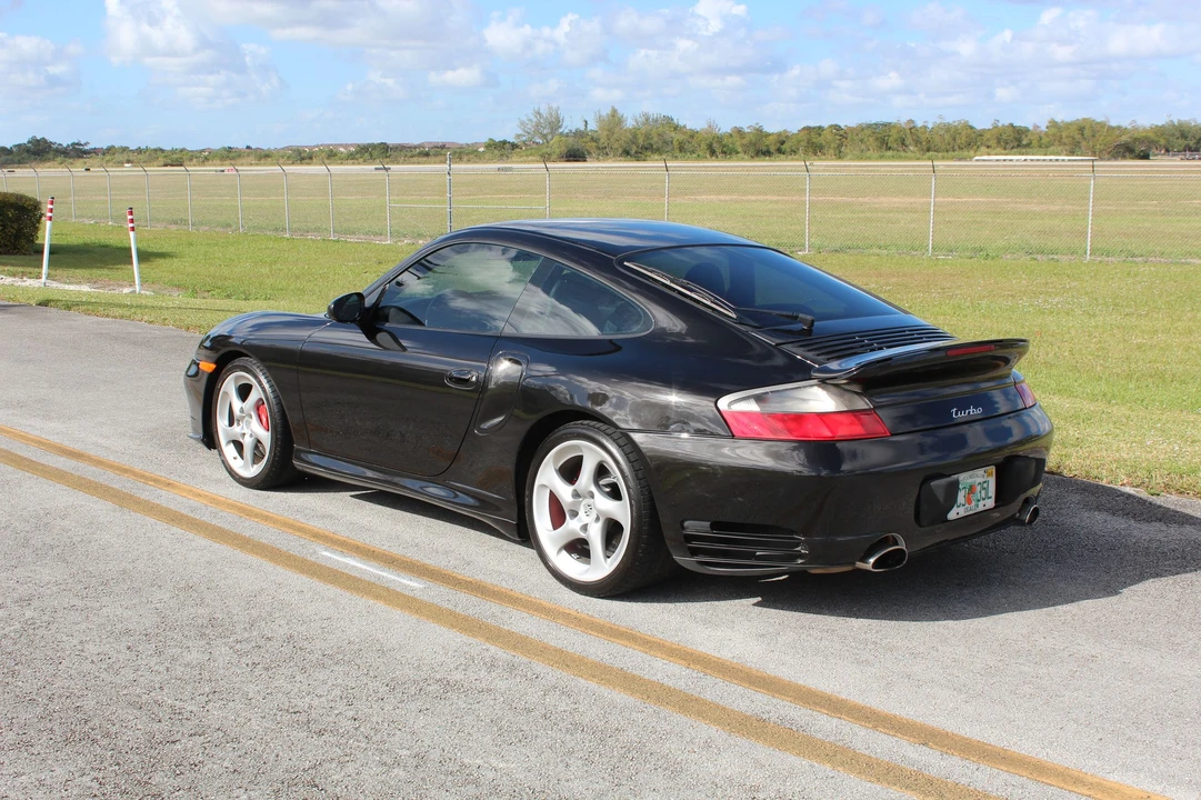 2001 Porsche 996 Turbo - Image 3 of 31