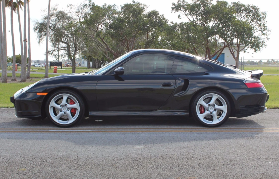 2001 Porsche 996 Turbo - Image 11 of 31