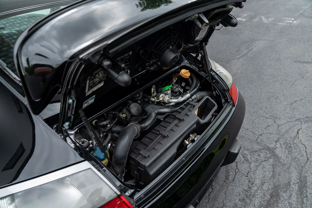 2001 Porsche 996 Turbo - Image 8 of 31