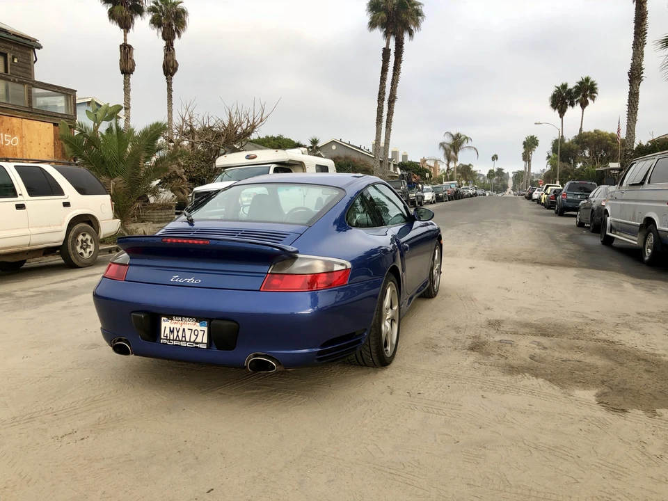 2001 Porsche 996 Turbo - Image 13 of 31