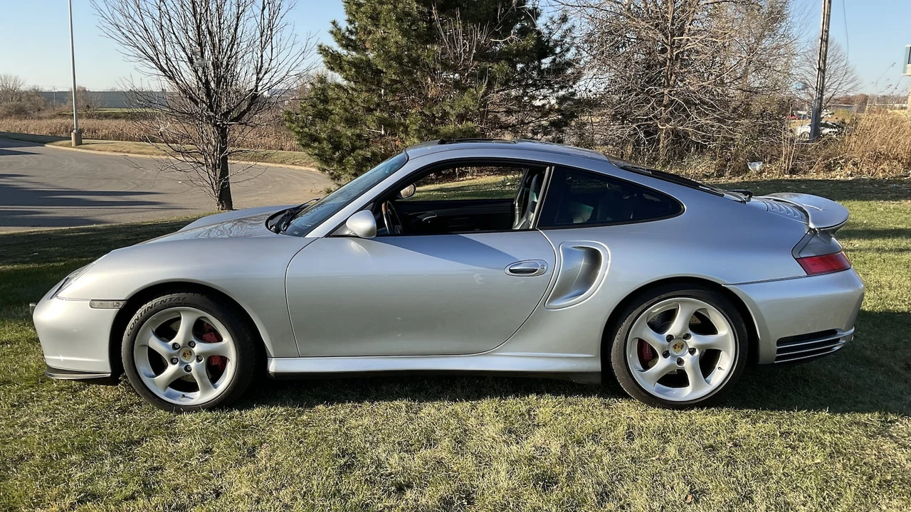 2001 Porsche 996 Turbo - Image 2 of 13