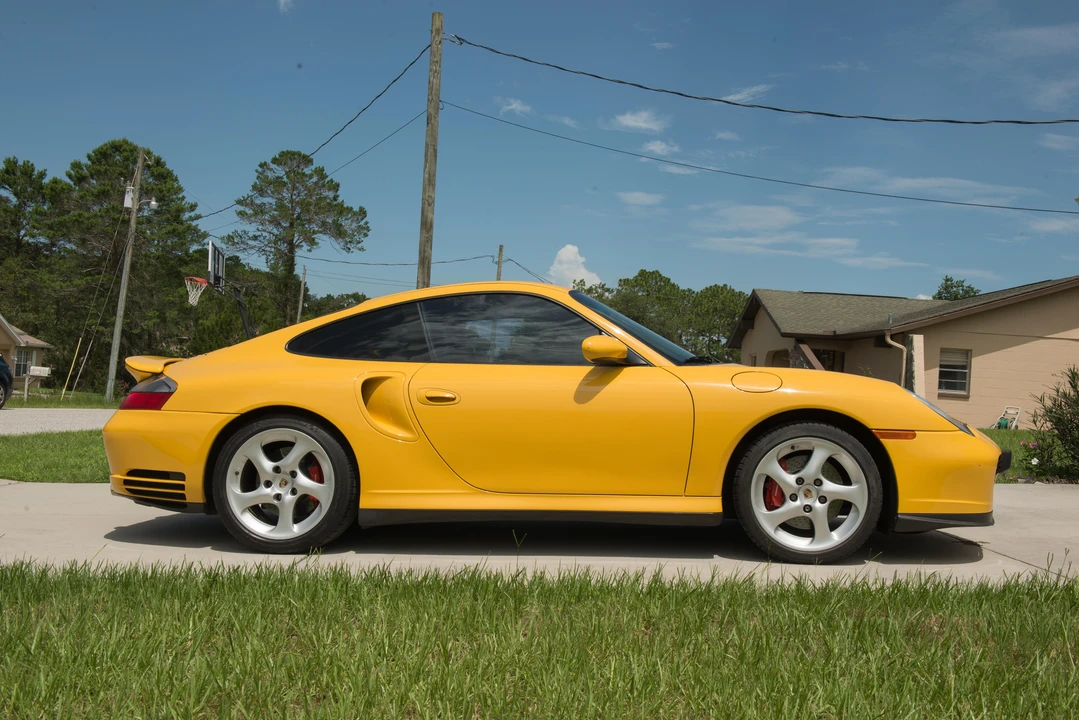 2001 Porsche 996 Turbo - Image 28 of 31