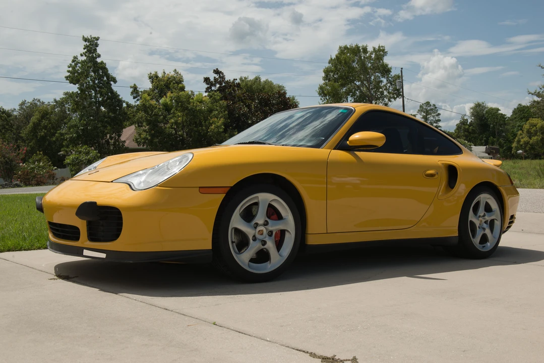 2001 Porsche 996 Turbo - Image 14 of 31