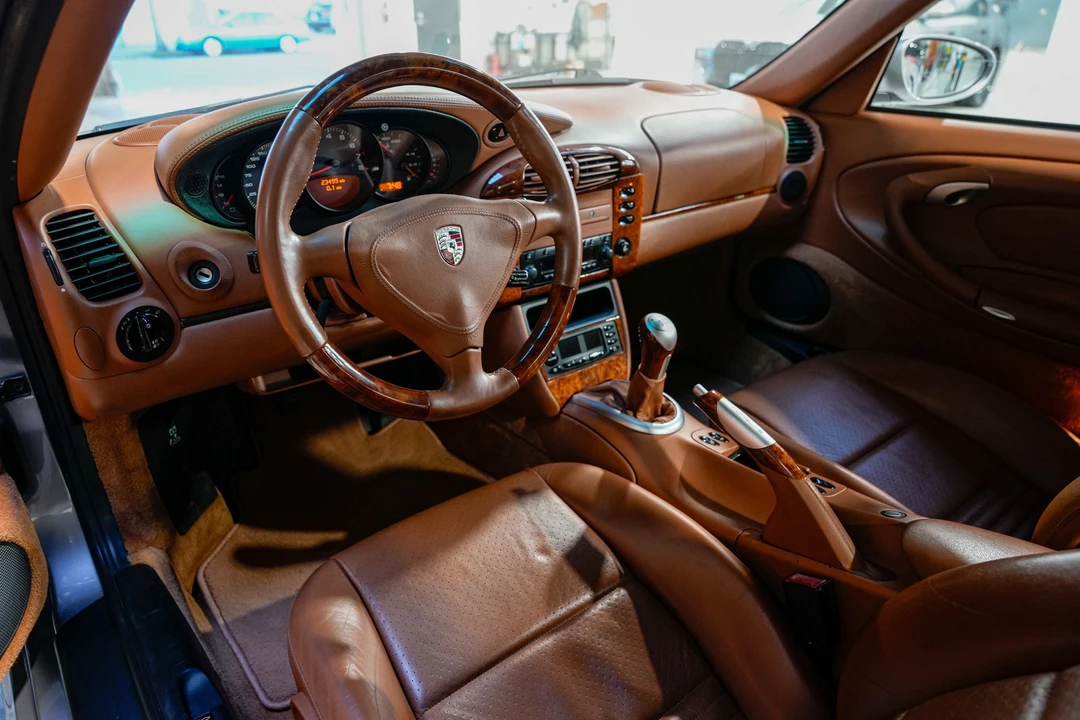 2001 Porsche 996 Turbo - Image 6 of 12