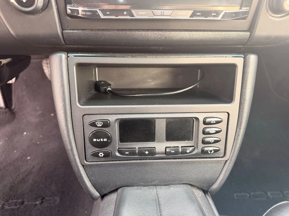 2001 Porsche 996 Turbo - Image 11 of 12