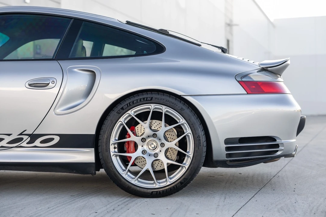 2001 Porsche 996 Turbo - Image 18 of 21