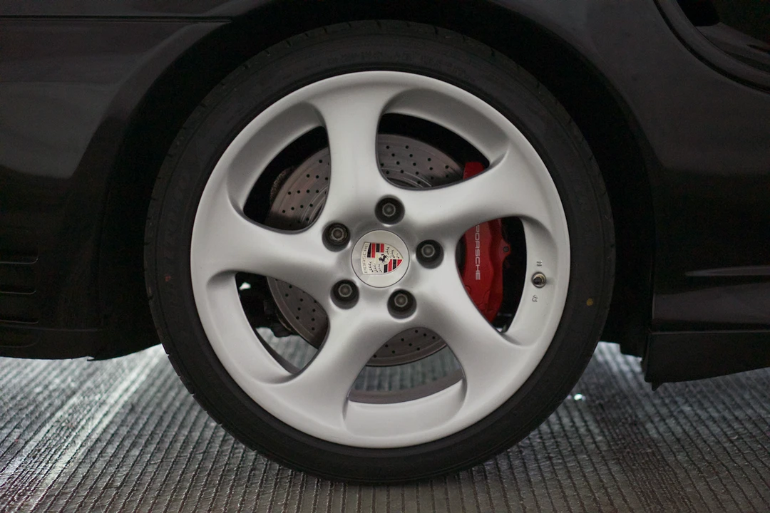 2001 Porsche 996 Turbo - Image 29 of 31
