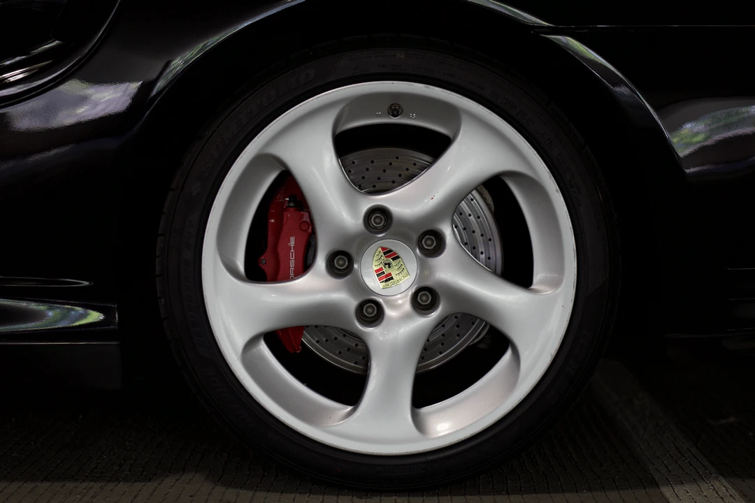 2001 Porsche 996 Turbo - Image 30 of 31