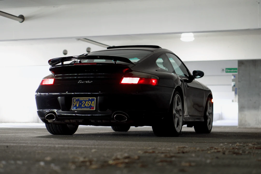 2001 Porsche 996 Turbo - Image 17 of 31
