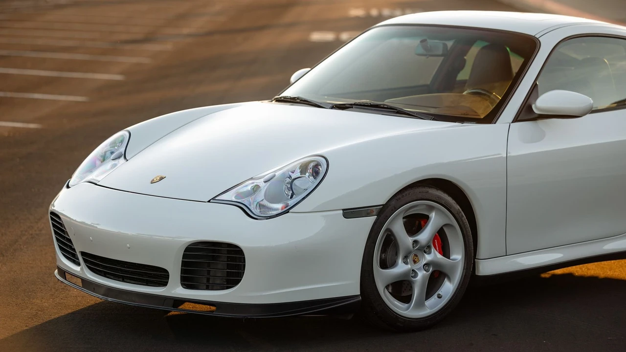 2001 Porsche 996 Turbo - Image 11 of 31