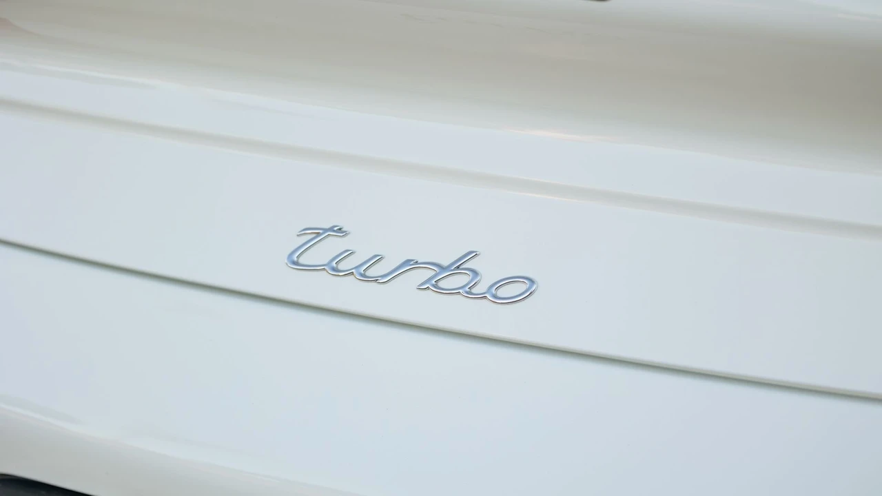 2001 Porsche 996 Turbo - Image 10 of 31
