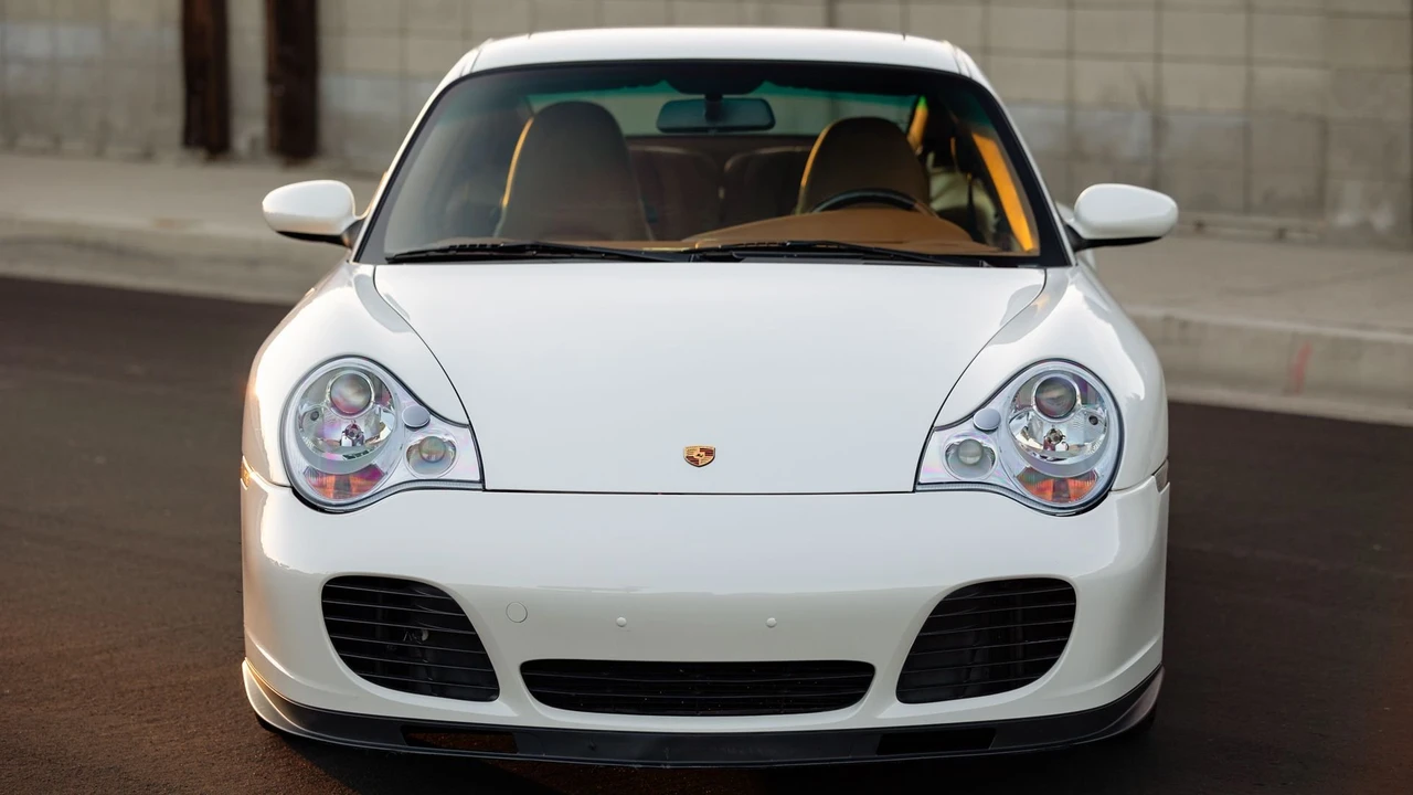 2001 Porsche 996 Turbo - Image 18 of 31