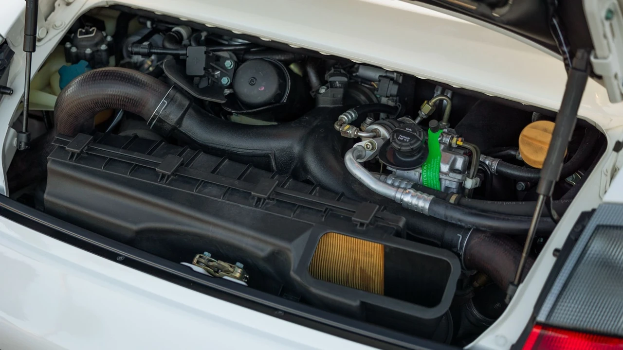 2001 Porsche 996 Turbo - Image 8 of 31