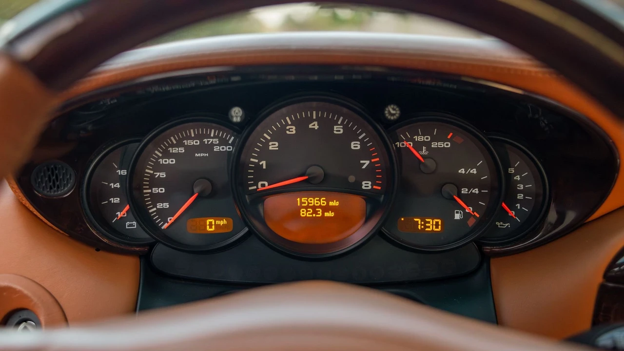 2001 Porsche 996 Turbo - Image 7 of 31