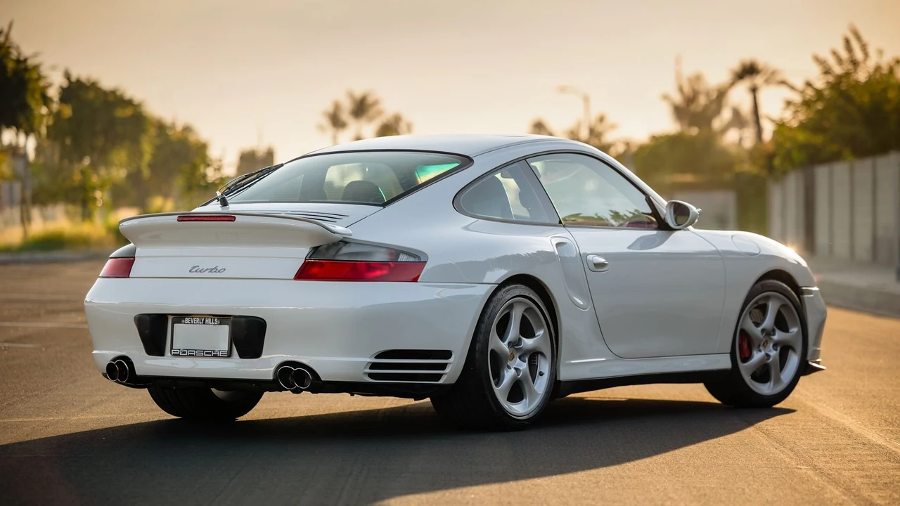 2001 Porsche 996 Turbo - Image 4 of 31