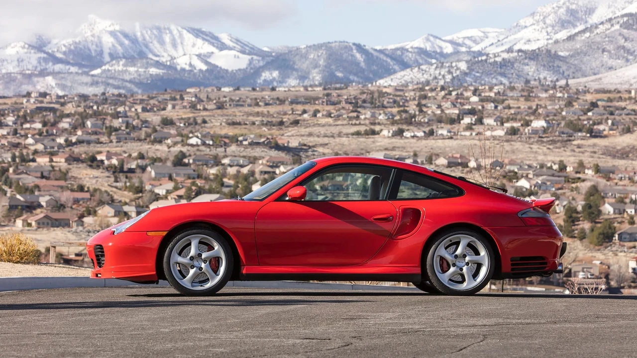 2001 Porsche 996 Turbo - Image 17 of 31