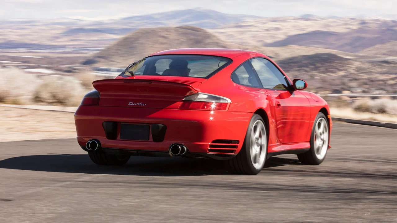 2001 Porsche 996 Turbo - Image 14 of 31