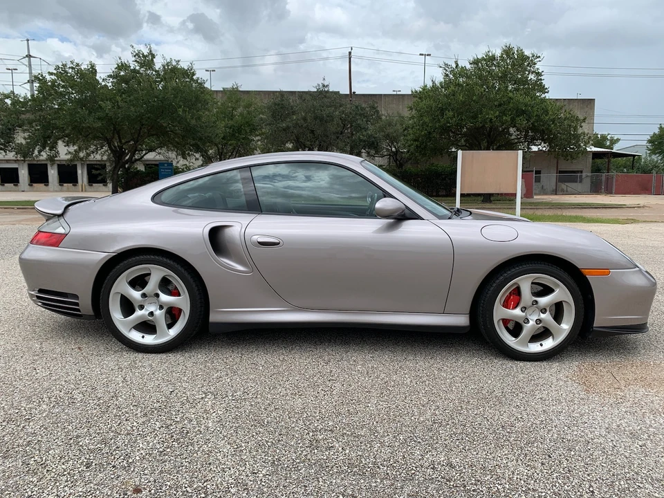 2001 Porsche 996 Turbo - Image 13 of 31