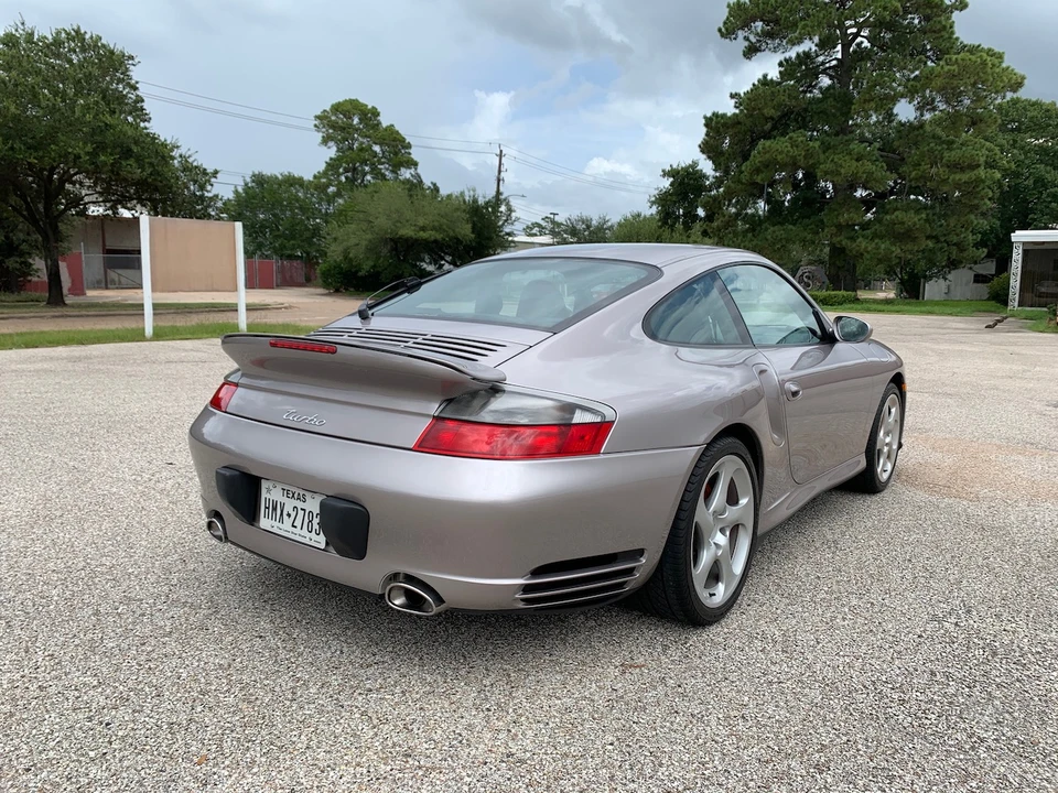2001 Porsche 996 Turbo - Image 10 of 31