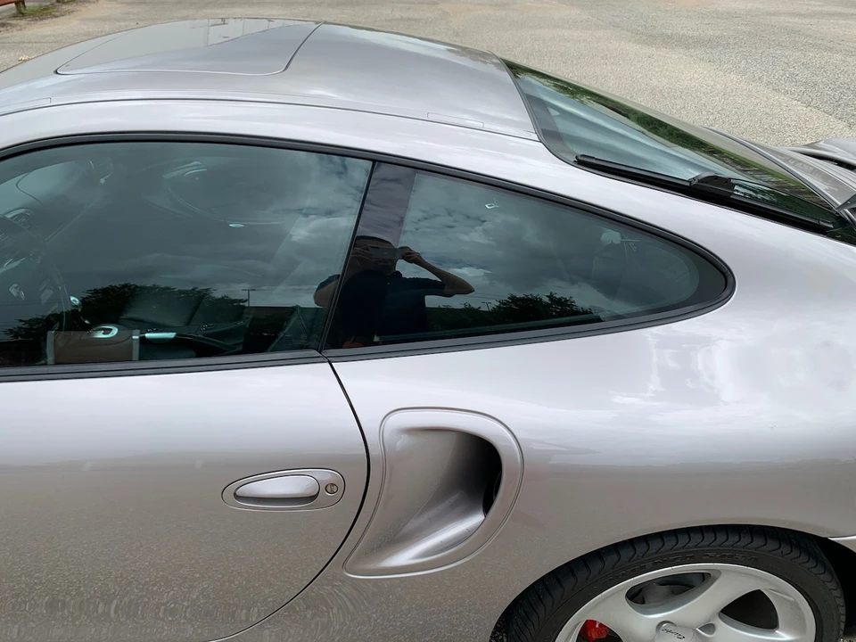 2001 Porsche 996 Turbo - Image 26 of 31