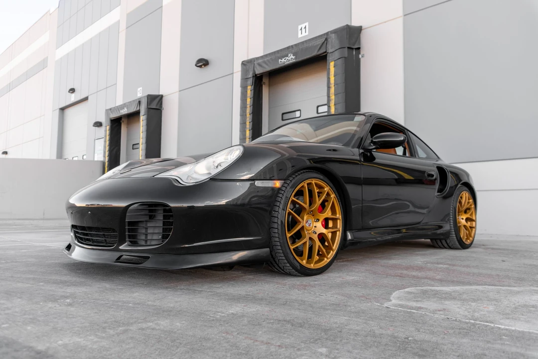 2001 Porsche 996 Turbo - Image 13 of 31