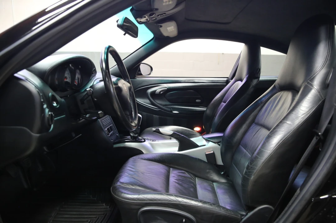 2001 Porsche 996 Carrera - Image 24 of 31