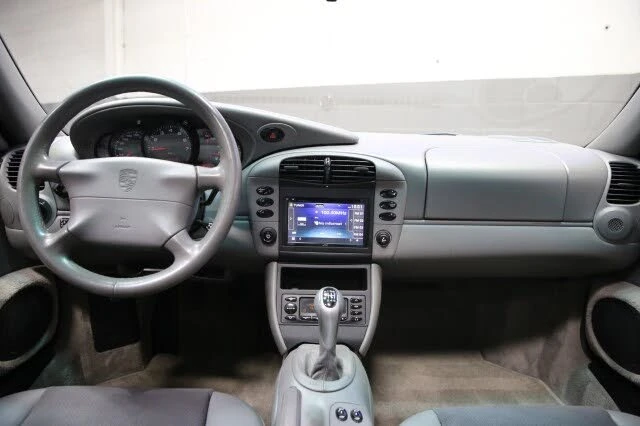 2001 Porsche 996 Carrera - Image 9 of 31