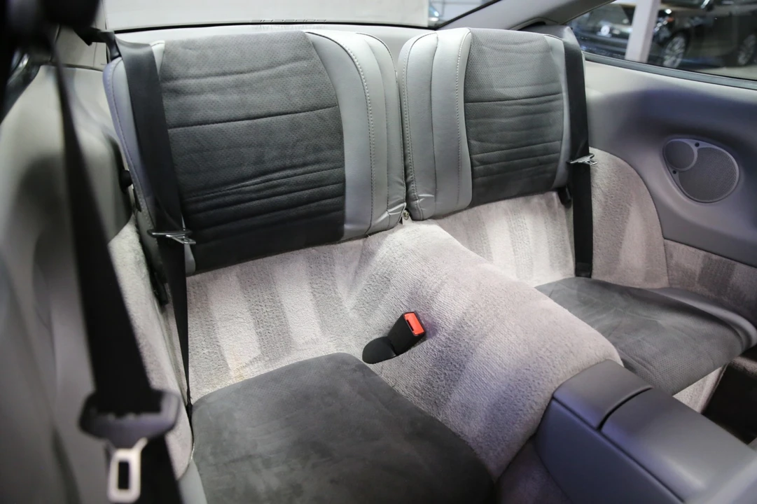 2001 Porsche 996 Carrera - Image 12 of 31