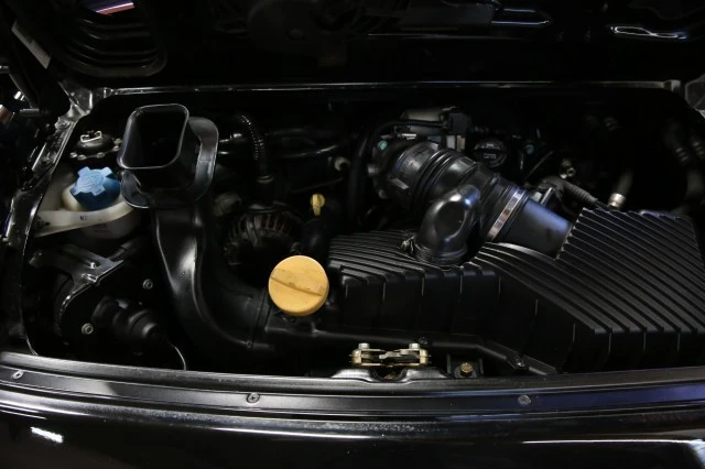 2001 Porsche 911 - Image 7 of 24