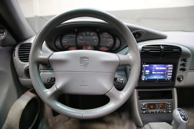 2001 Porsche 996 Carrera - Image 21 of 24