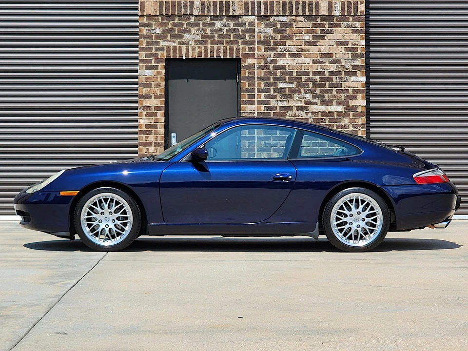 2001 Porsche 911 - Image 2 of 31