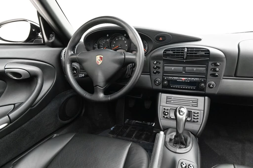 2001 Porsche 996 Carrera - Image 10 of 31