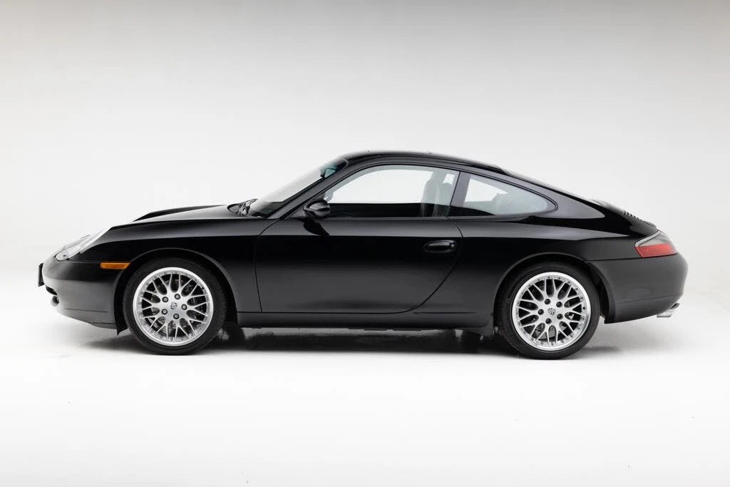 2001 Porsche 996 Carrera - Image 13 of 31