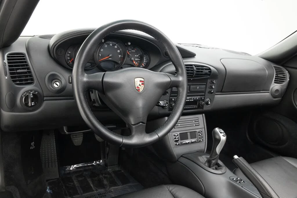 2001 Porsche 996 Carrera - Image 6 of 31
