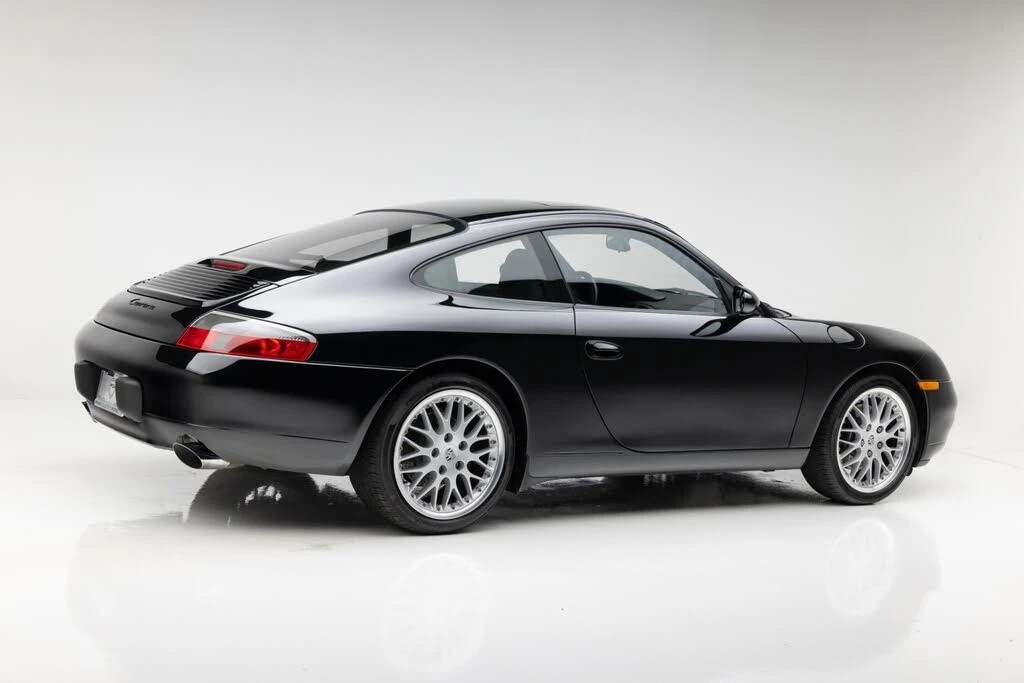 2001 Porsche 996 Carrera - Image 19 of 31