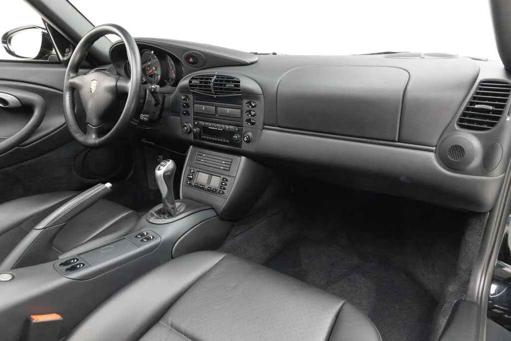 2001 Porsche 996 Carrera - Image 2 of 31