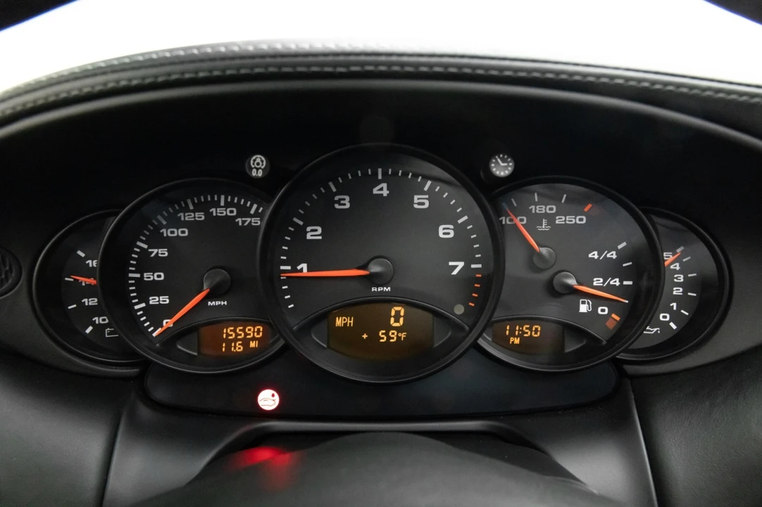 2001 Porsche 996 Carrera - Image 29 of 31
