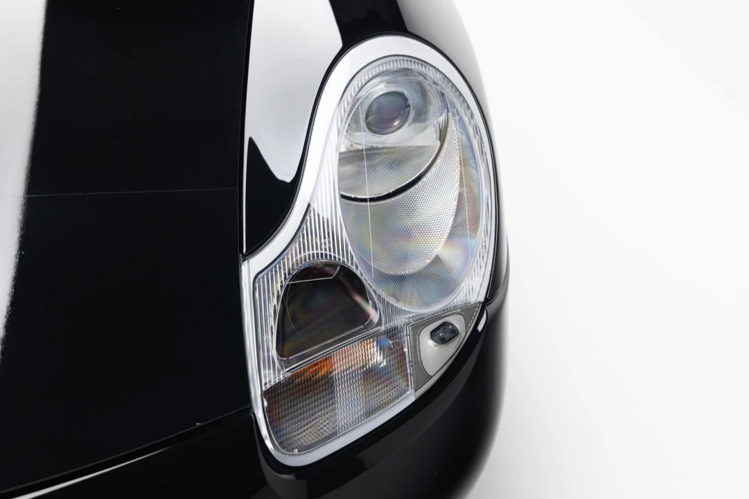 2001 Porsche 996 Carrera - Image 23 of 31