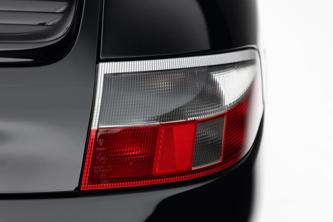 2001 Porsche 996 Carrera - Image 19 of 31