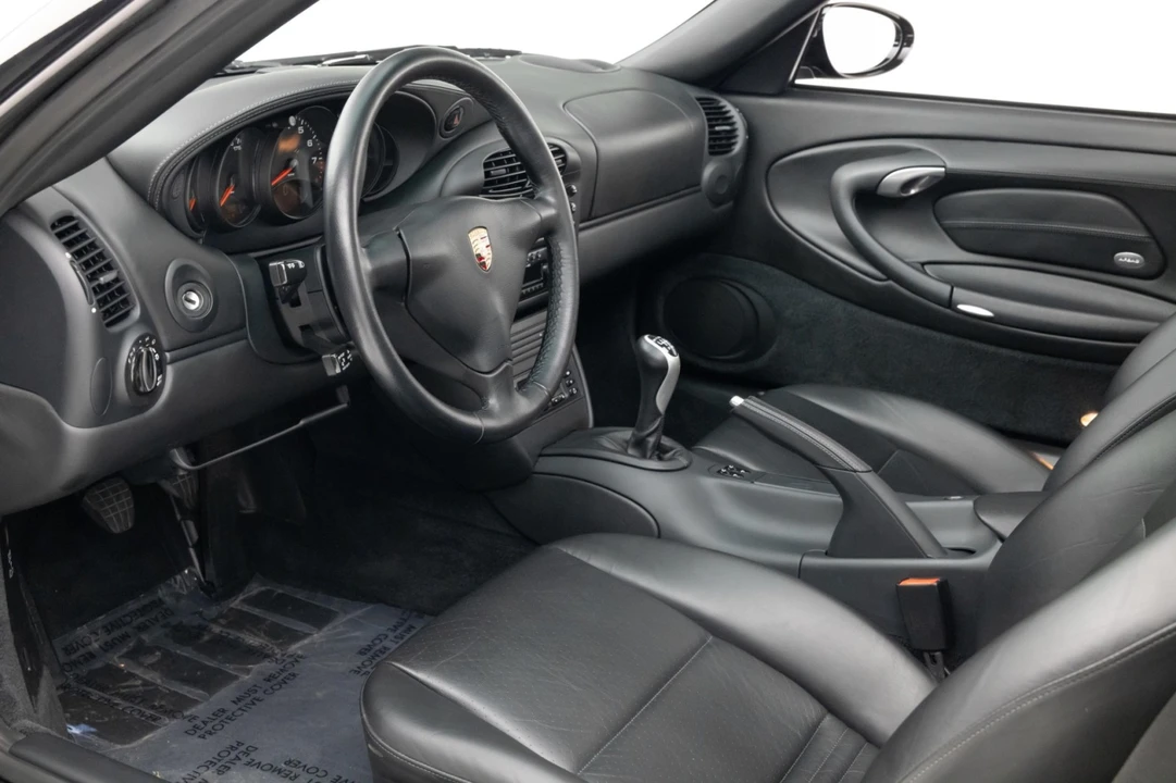 2001 Porsche 996 Carrera - Image 16 of 21