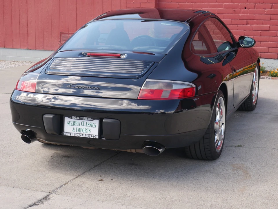 2001 Porsche 996 Carrera - Image 9 of 31