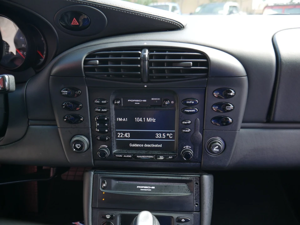 2001 Porsche 996 Carrera - Image 28 of 31