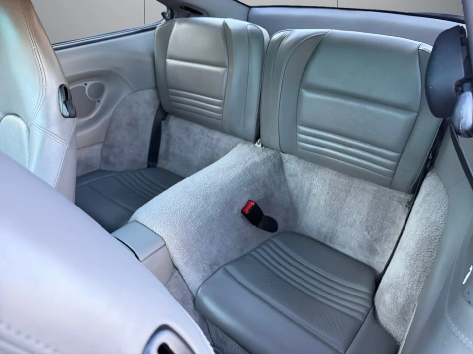2001 Porsche 996 Carrera - Image 16 of 21