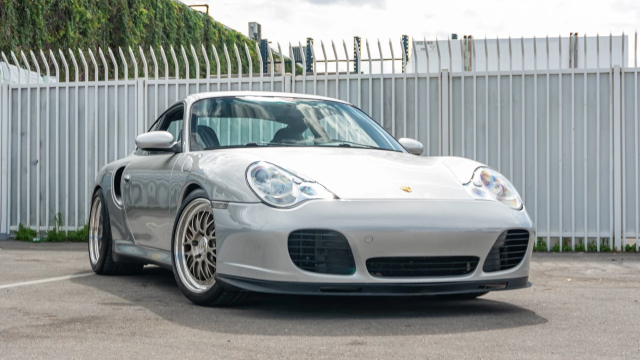 2001 Porsche 996 Turbo - Image 14 of 21