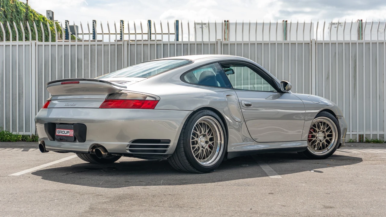 2001 Porsche 996 Turbo - Image 10 of 21