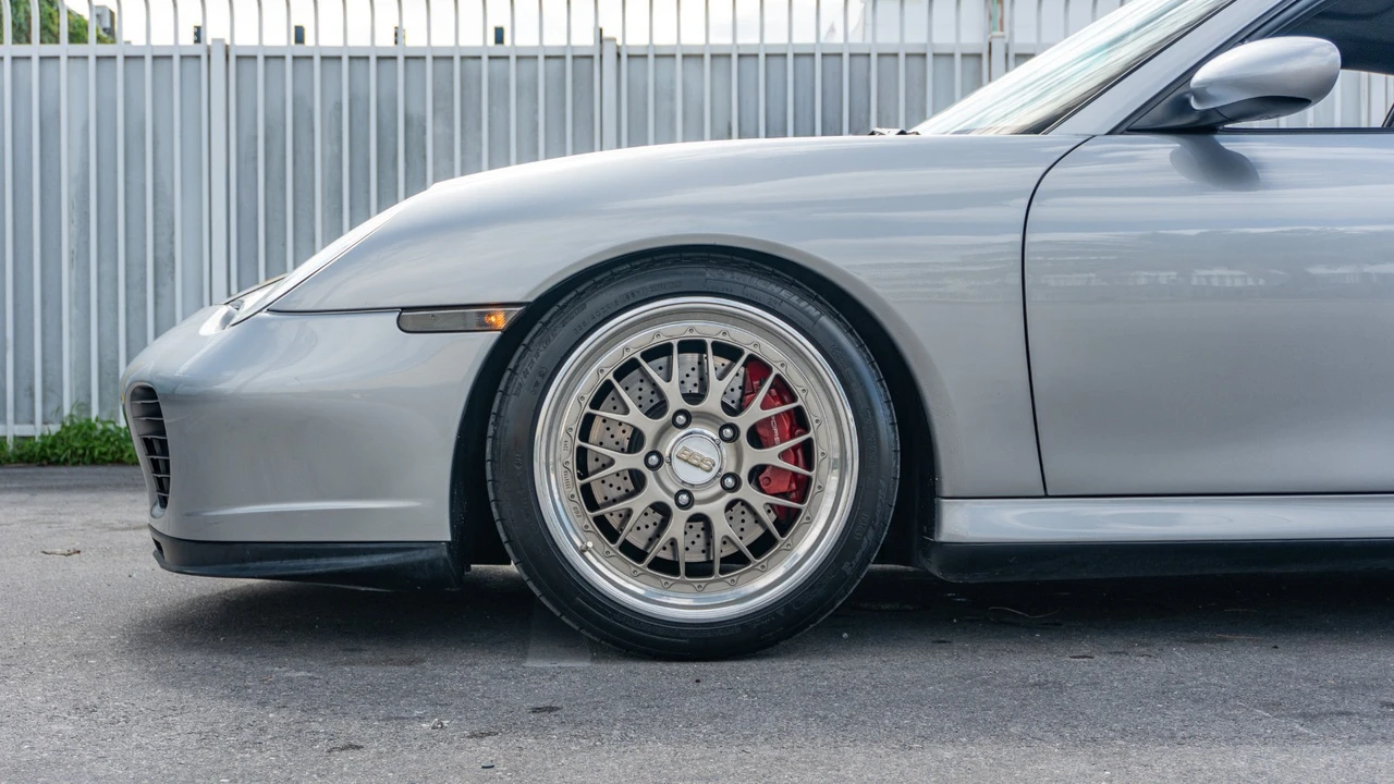 2001 Porsche 996 Turbo - Image 2 of 21