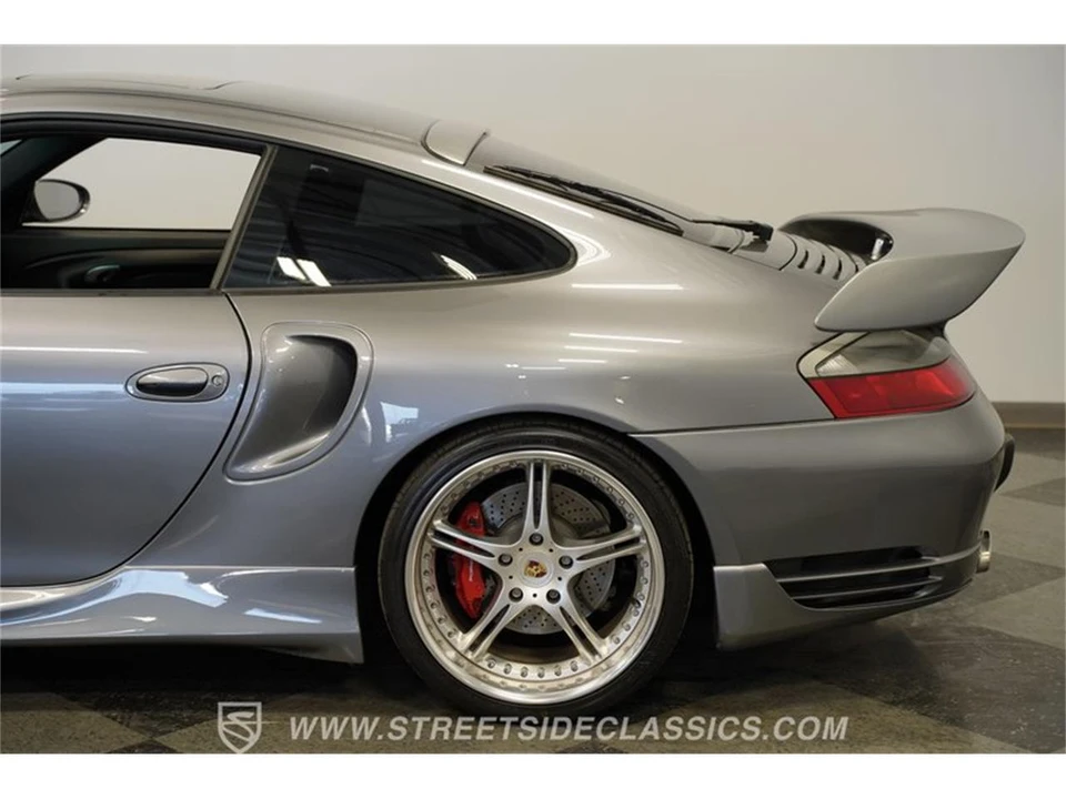 2001 Porsche 996 Carrera - Image 25 of 31