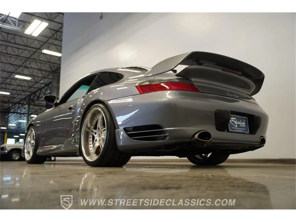 2001 Porsche 996 Carrera - Image 26 of 31