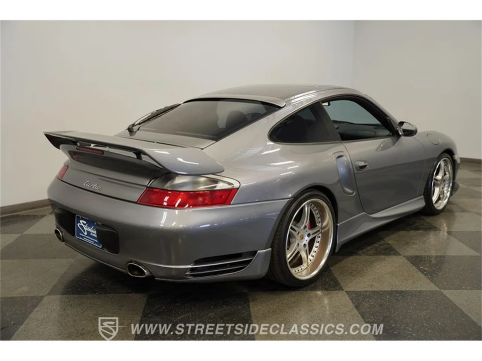 2001 Porsche 996 Carrera - Image 12 of 31